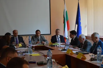 Конкретни мерки за намаляване на административната тежест и недостига на работна ръка обсъди Националният икономически съвет