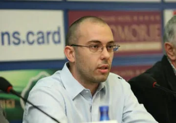 Дългът олеква заради ръста на икономиката