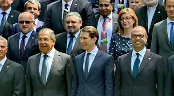 Ек. Захариева: Радикализъм се бори с образование и доходи