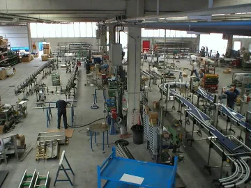 Продукцията на заводите скочи с 9,6%