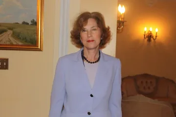 Елена Поптодорова: Два пъти изпуснахме евтини Ф16