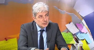 Нено Димов: Нерешаването на проблеми води до безвремие, в което всичко е забранено и позволено