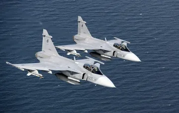 Кой изтребител ще го вдигне повече