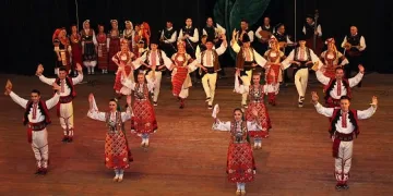 Ансамбъл „Пирин" на фестивал в Сърбия