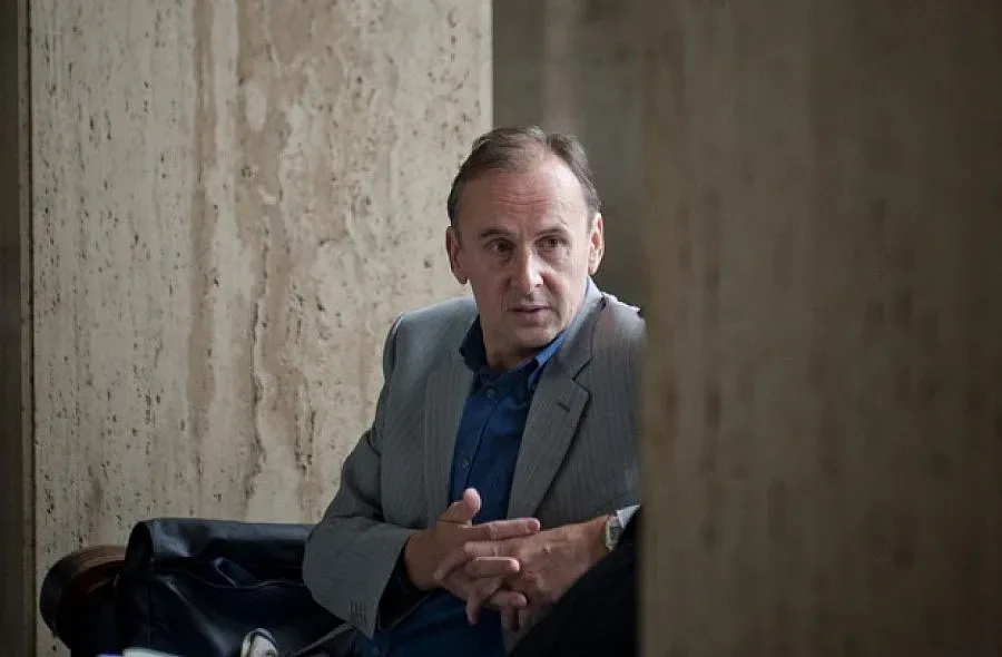 Топлото остава на топло