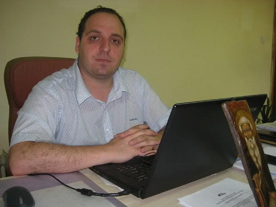 Арестуваха бивш шеф на болница заради 1000 лв.