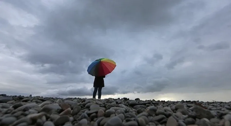 Валежите спират, слънцето се завръща