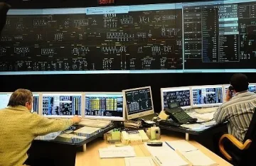 В енергетиката взимат повече от програмисти