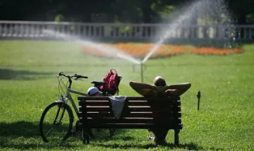 Температурите се понижават, пострадалите от жегите намаляват