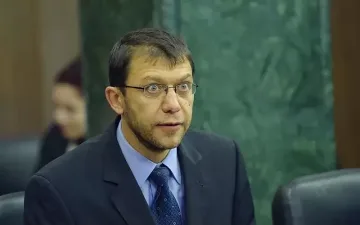 ПП-ДБ трудоустрояват в Конституционния съд човек на Сорос и Прокопиев