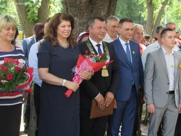 Йотова: Малките общини имат нужда от помощ