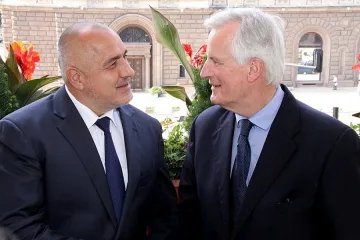 Борисов иска защита за българите на Острова