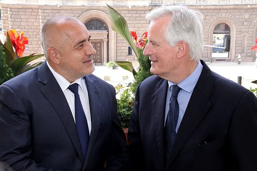 Борисов иска защита за българите на Острова