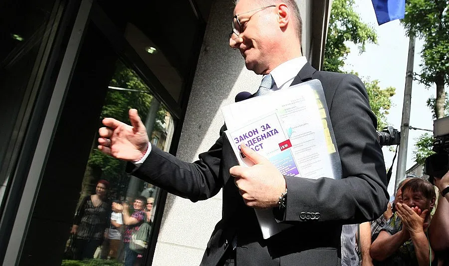 Агитката на Лозан Панов провали Пленума на ВСС