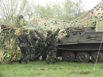 Предлагат полк. Караиванов за шеф на Сухопътни войски