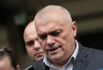 Вътрешният министър: По-високи заплати в МВР - от догодина