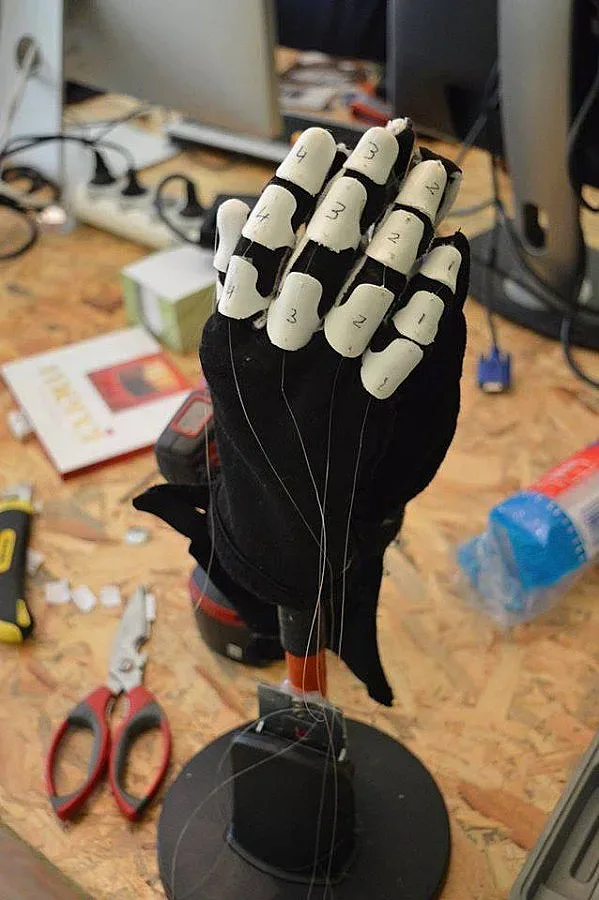 Жестовете заговарят с глас