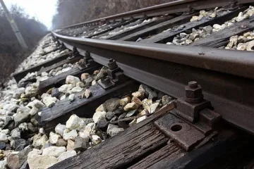 Пламъци обхванаха локомотив в Костенец
