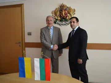 Улесняват вноса на кадри от Украйна