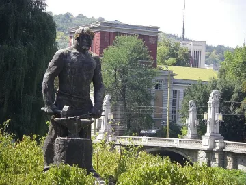 Спипаха пияница да хърка в чужд дом