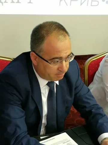 ОТ ДИСКУСИЯТА НА "СТАНДАРТ" И КРИБ: Решават за концесията на летище Пловдив до края на лятото