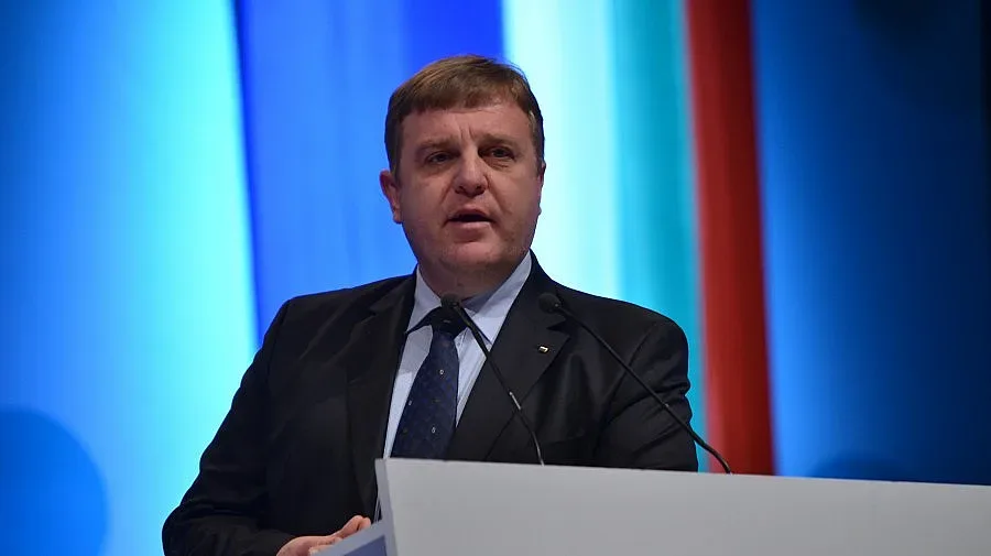 Каракачанов: Кандидатите за армията се оказват негодни 