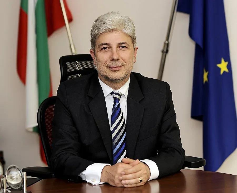 Готвят Национална програма за качеството на въздуха