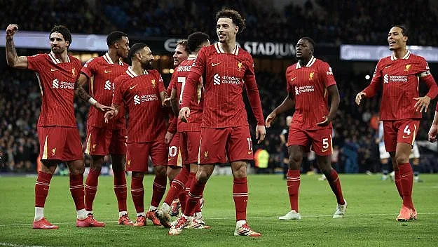 Ливърпул попиля Манчестър Сити. Приближава се към титлата