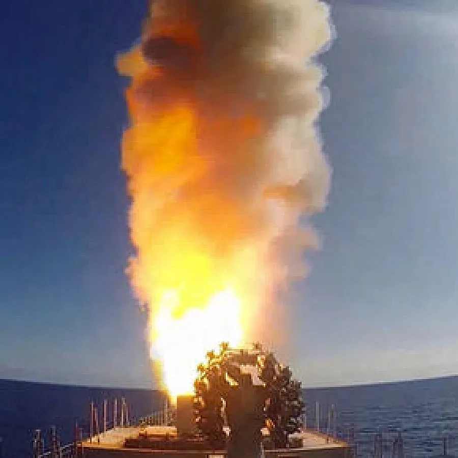 Русия удари по оръжейните складове на Ислямска държава