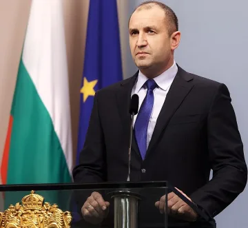 Радев с двудневна визита в Гърция