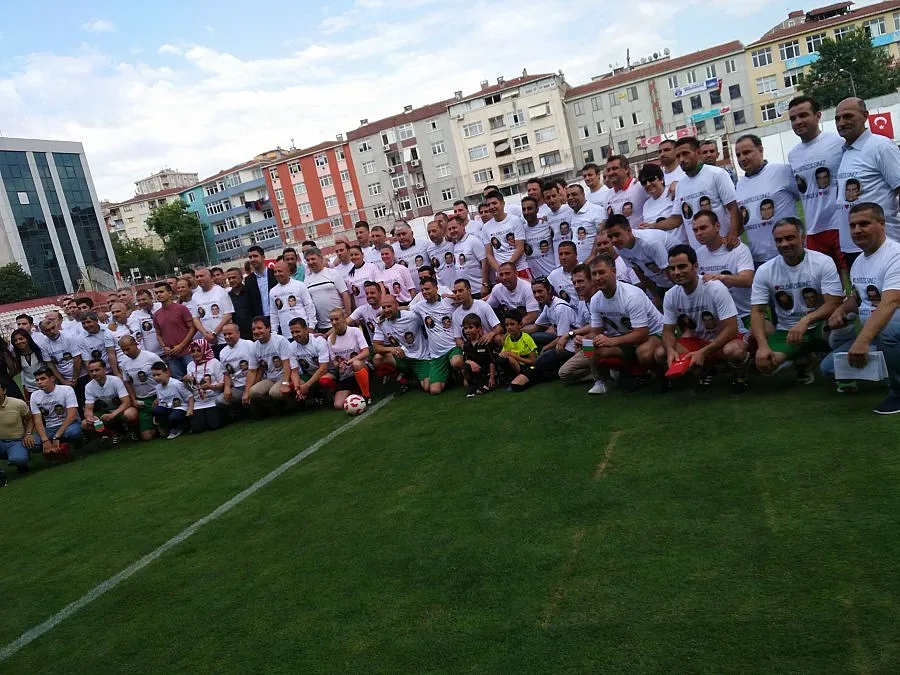 Наши рефери спечелиха комшийско дерби до Босфора