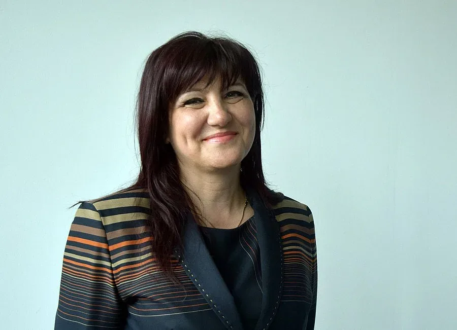 Караянчева: Оградата на границата е стабилна