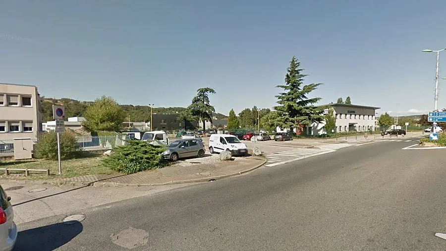 Евакуираха френски град заради газови бутилки