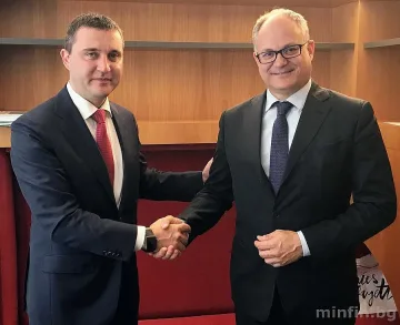 Дават рамо на България за еврозоната