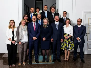 8 държави поискаха Европа на една скорост