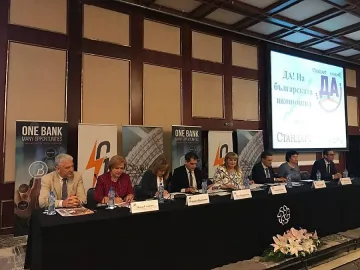 ФОРУМЪТ НА "СТАНДАРТ" И КРИБ. Фандъкова: Няма "ние" и "вие", кадровият проблем е общ