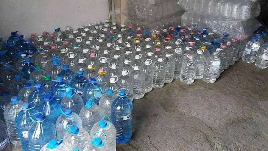 Митничари откриха алкохолно Елдорадо без акциз