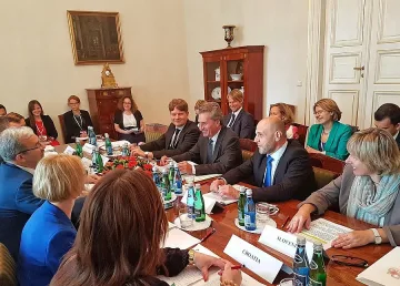 Дончев: ЕС не трябва да губи посоката в инвестициите