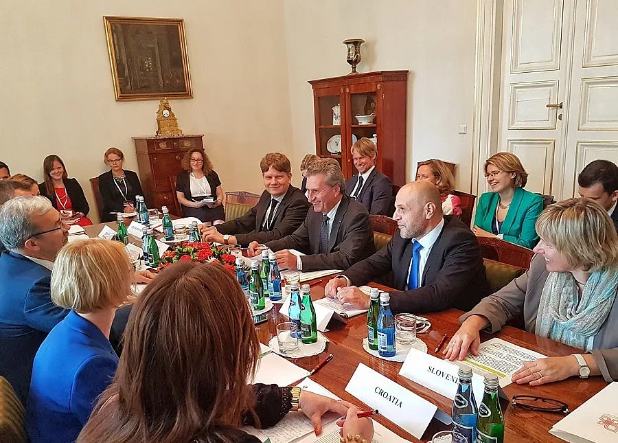 Дончев: ЕС не трябва да губи посоката в инвестициите