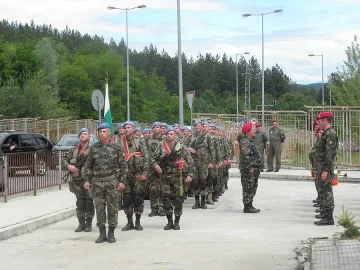 Правим учения заедно с Украйна