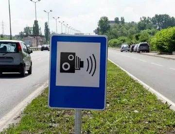 Махат знаците за камерите по пътищата