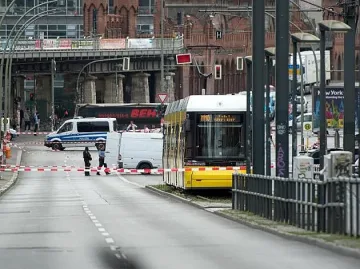 Метални кутии блокираха трамваите в Берлин