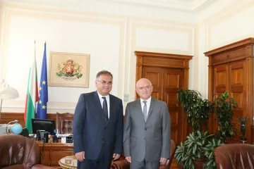 Босна и Херцеговина иска по-добри транспортни връзки с нас