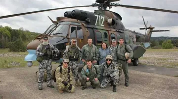 Екип на ВМА тренира евакуация с американци в Германия