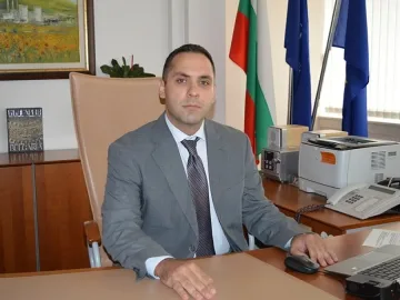 Караниколов: 8-9% годишен ръст на заплатите е реален