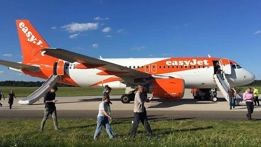 Разговор за тероризъм приземи самолет в Кьолн