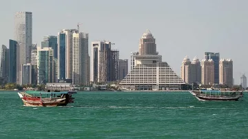 Иран спасява обсадения Катар от глад