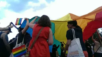 Посланици и дипломати уважиха гей парада в София 