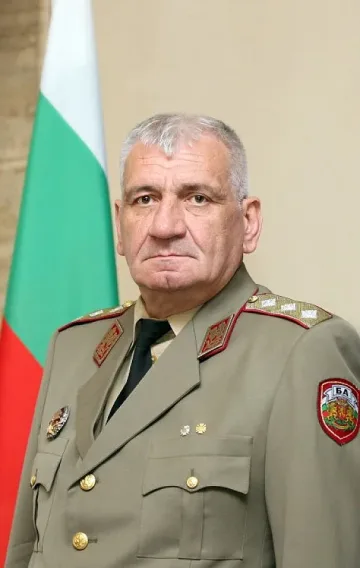 Генерал Боцев раздаде награди на военни