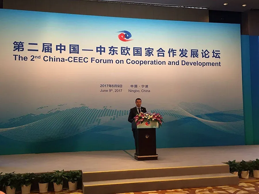 20 български фирми на изложение в китайския град Нинбо